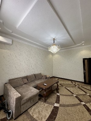 2-комнатная квартира, 65 м², 3/4 этаж, Шайхонтохурский район