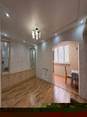 3-комнатная квартира, 80 м2, 3 этаж, Максим Горький