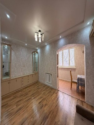 3-комнатная квартира, 80 м2, 3 этаж, Максим Горький