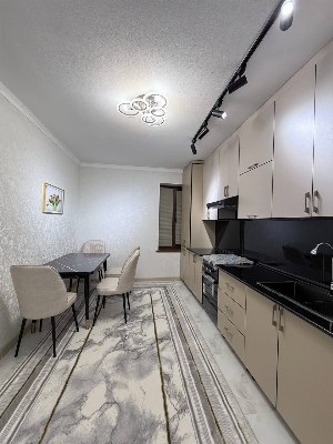 3-комнатная квартира на 1 этаже, 90 м2, Гагарина