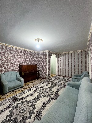 3-комнатная квартира на Максима Горького