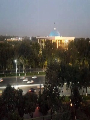 3-комнатная квартира в аренду, район Дружба бургер