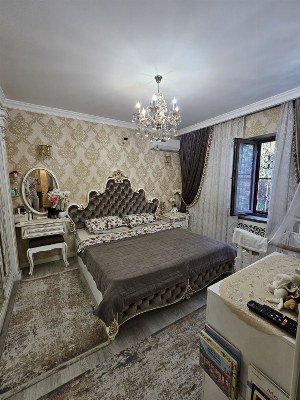 3-комнатная квартира в Мирзо-Улугбекском районе, Дархан