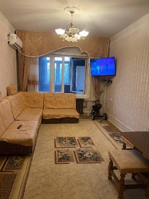 3-комнатная квартира в Мирзо-Улугбекском районе, Карасу-4