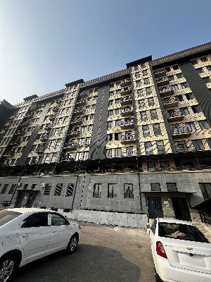 3-комнатная квартира в новостройке, Сергели