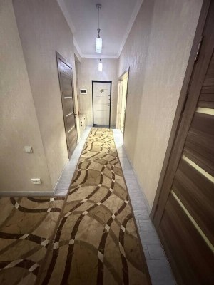 3-комнатная квартира в Яккасарайском районе