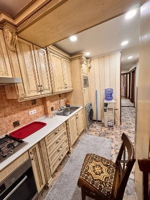 Аренда 4-комнатной квартиры в ЦУМ Космонавт