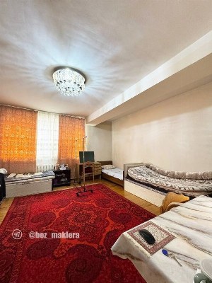Аренда места в 4-комнатной квартире, район Ганга