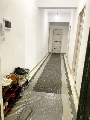 Аренда места в квартире для девушек в Сергели