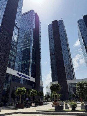 Аренда офисного помещения в бизнес-центре, 933 м2