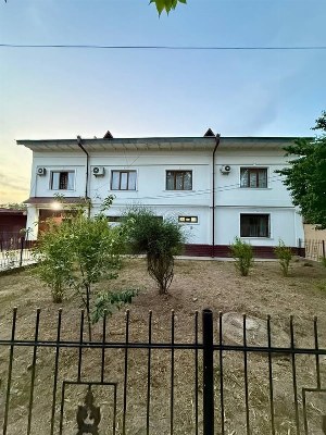 Большой дом в Дурмени, Кибрай