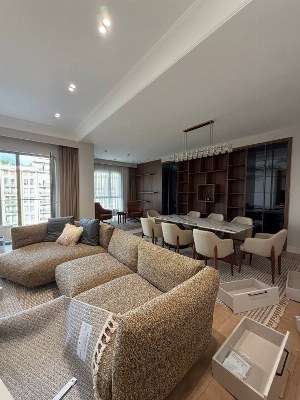 Четырехкомнатная квартира в ЖК Mirabad Avenue
