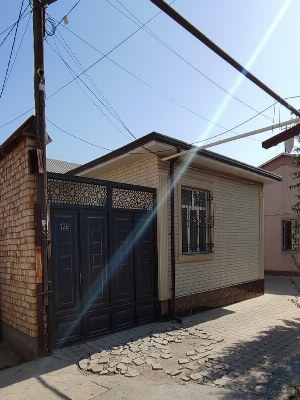 Дом новой постройки в Яшнабадском районе