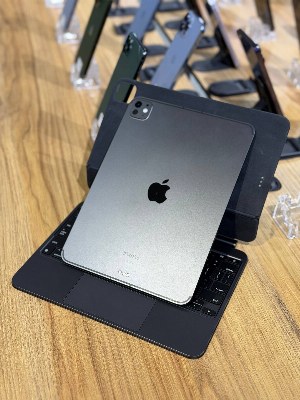 iPad Pro 11 M4 256GB Space Black