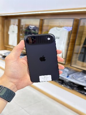 iPhone 15 Pro Black Titanium 256GB