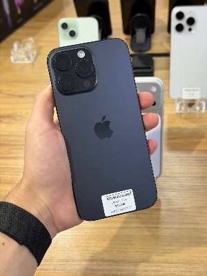 iPhone 16 Pro Max 256GB Black Titanium