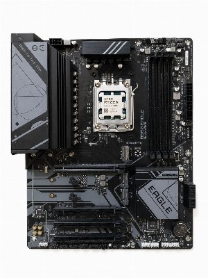 Комплект материнская плата GIGABYTE B650 EAGLE и процессор AMD RYZEN 7 7800X3D