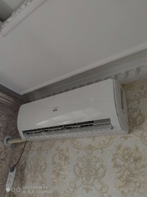 Konditsioner ustanovka / Установка кондиционеров