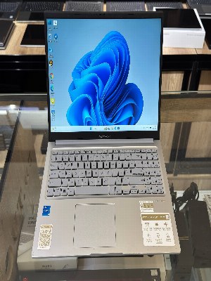 Ноутбук ASUS Vivobook X1504VA