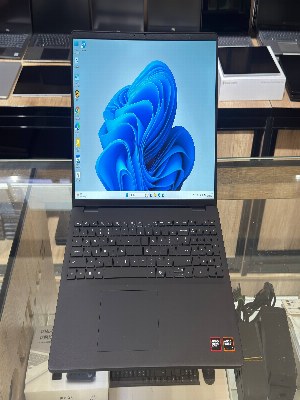 Ноутбук DELL 16 DC16255