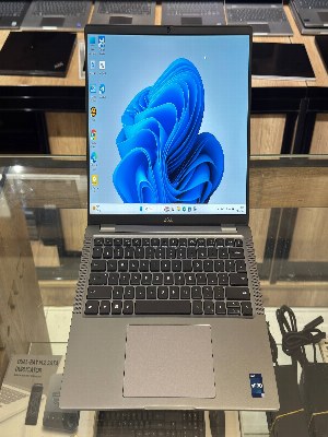 Ноутбук DELL Latitude 7440