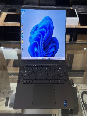 Ноутбук DELL Precision 5680