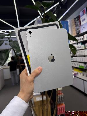 Планшет Apple iPad A16 128GB