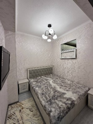 Продается 2-комнатная квартира, 54 м2, район Вокзала