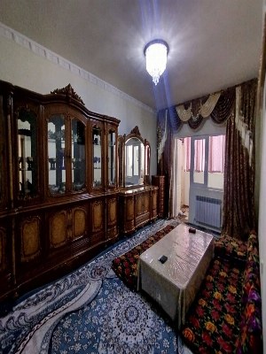 Продается 3-комнатная квартира, 70 м2, Мархабо
