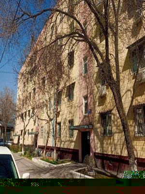 Продается 4-комнатная квартира, 90 м2