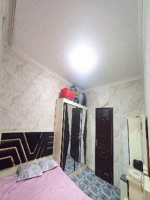Продажа 2-комнатной квартиры в Алмазарском районе, Кара-Камыш 1/4