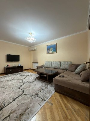 Продажа 3-комнатной квартиры, 77-серия, Мирабадский район