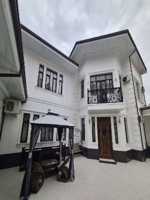 Продажа дома в Мирзо-Улугбекском районе, 8 соток