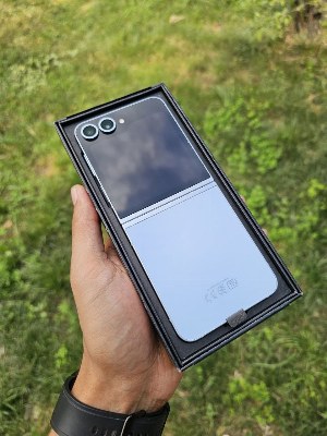 Samsung Galaxy Z Flip 6 256GB Blue