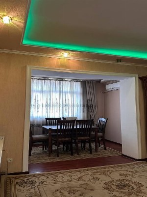 Сдается 4-комнатная квартира в Юнусабаде