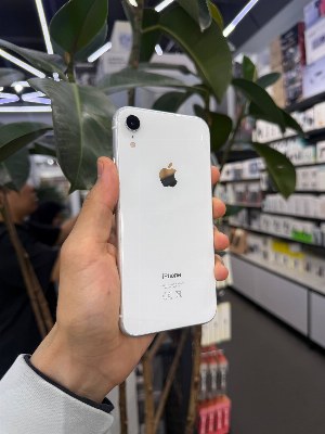 Смартфон Apple iPhone Xr 64GB