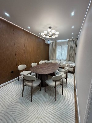 Трехкомнатная квартира в новостройке на улице Махтумкули
