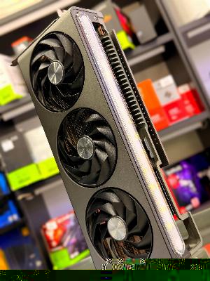 Видеокарта AMD Radeon RX 7900 XT Sapphire Nitro+ Vapor-X
