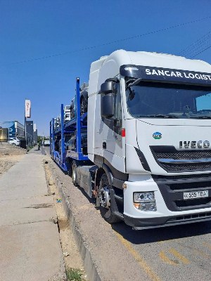 Водитель на грузовой автомобиль