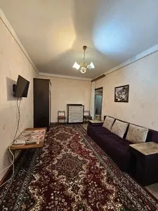 1-комнатная квартира, 42 м², 2/4 этаж