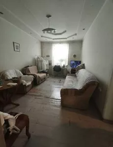 2-3-4 комнатная квартира на ул. Нукусская, 55 м², кирпич, средний ремонт