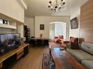2-комнатная квартира, 53 м2, ул. Чехова, Мирабадский район