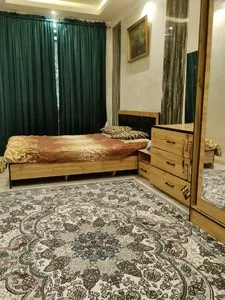 2-комнатная квартира, 60 м², 1/4 этаж