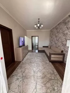 2-комнатная квартира, 65 м², 4/4 этаж, 7-квартал