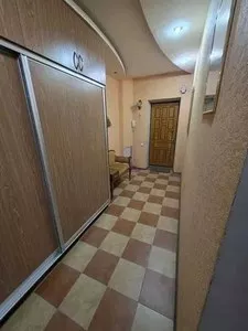 2-комнатная квартира, 70 м², 2/16 этаж, ул. Нукусская