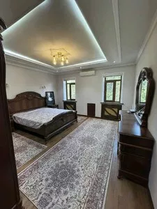 2-комнатная квартира, 77 м², Шайхантахурский район
