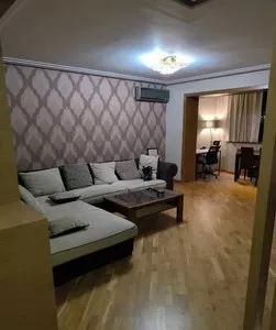 2-комнатная квартира на Новомосковской, 50 кв.м