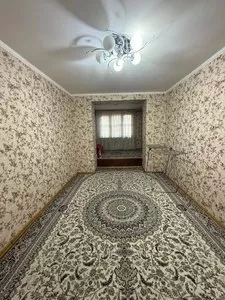 2-комнатная квартира в Чиланзаре, 26 квартал, 1 этаж, 50 м²