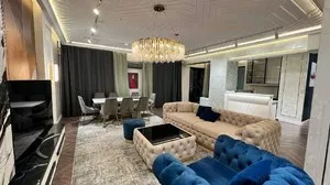 2-комнатная квартира в ЖК Akay City, 100 м²