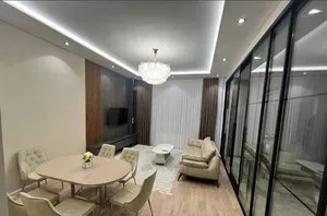 2-комнатная квартира в ЖК Silk Way, 81 м2